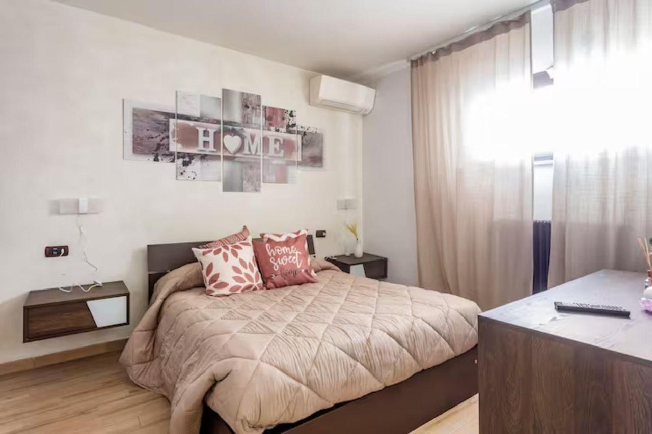 Old Lighthouse - Beach Apartment - Fiumicino Airport Kültér fotó